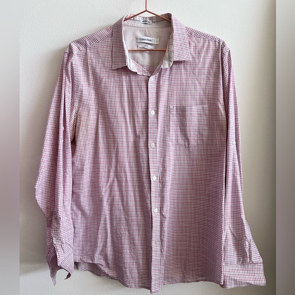 Calvin Klein Pink Plaid Light Weight Button Down Shirt - Sz Large - Picture 1 of 5